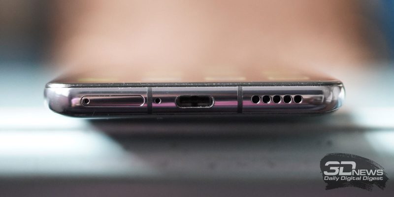 Huawei P40, нижняя грань: слот для SIM-карт/карты памяти, микрофон, порт USB Type-C, основной динамик