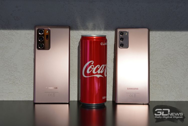 Samsung Galaxy Note20 Ultra и Note20 (справа)