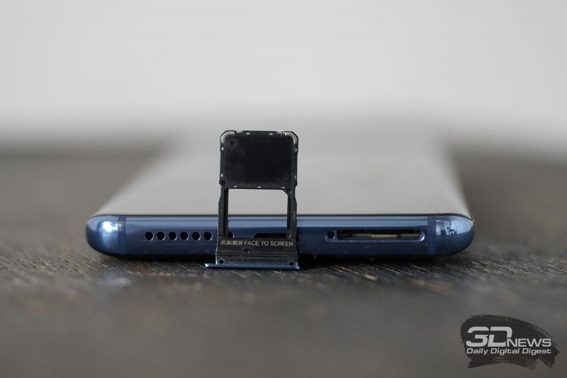 Xiaomi Mi 10, слот для SIM-карты