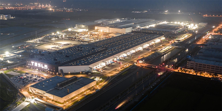 Завод Tesla в Шанхае