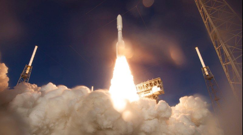 Старт ракеты Atlas V со станцией Mars 2020 Perserverance. Фото с сайта defpost.com
