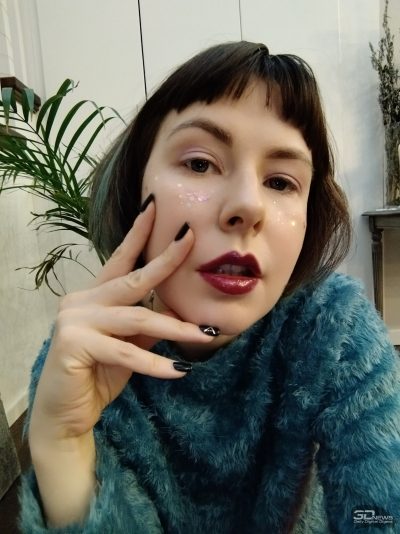 yjcyzmm0zdq4oguyodfjyzbjztiwn2fhmwq2ndi5odg0zmm5ztg5owjiytjkzwnhowq3mzy0yjbkoda3mjrhygsm-selfie_2-400-2982532