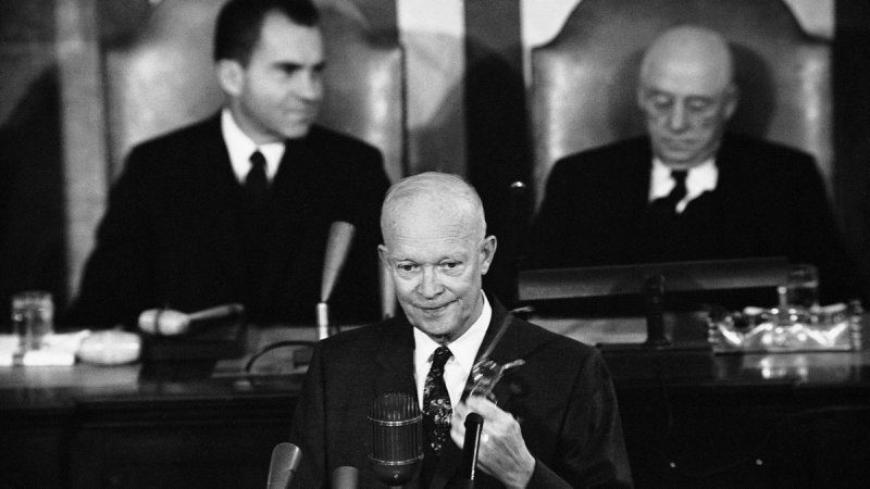 ARPA и NASA были созданы в 1958 году по инициативе президента Эйзенхауэра. Источник: https://www.nasa.gov/feature/60-years-ago-eisenhower-proposes-nasa-to-congress