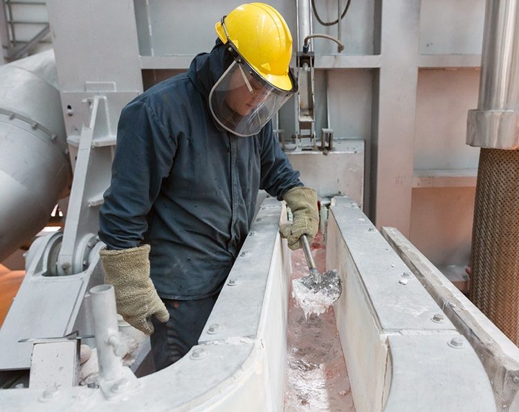 mgi4odhjztjjmtkxytjmyzzkzju5ogrknjqynwy0nwqxm2y0otgyytjjn2jkzty2ndkxzwjiztkwywflzdfinwaluminum-manufacturing_recycle-aluminum-4172907