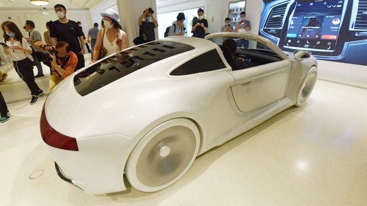 Прототип автомобиля с интеллектуальными технологиями Huawei (BBC)