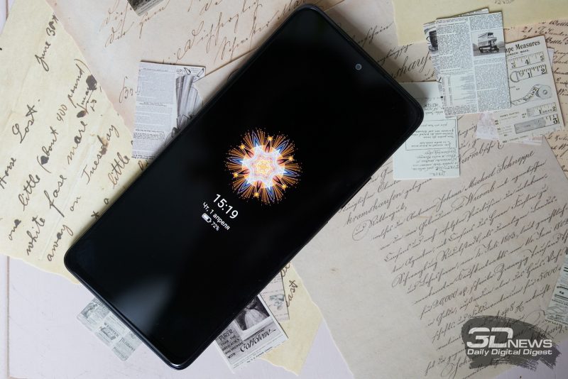 Xiaomi Redmi Note 10 Pro, лицевая панель: фронтальная камера по центру в верхней части, разговорный динамик под верхней кромкой